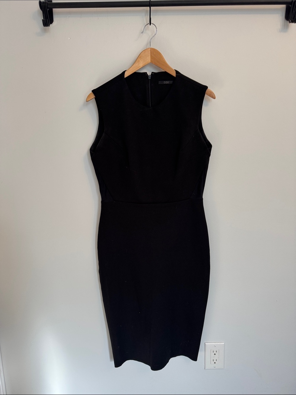 Woman’s COS stretchy dress
